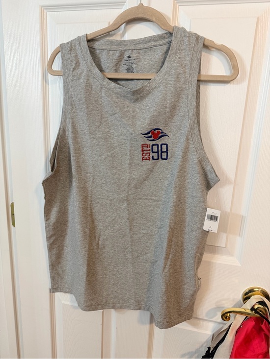Disney Cruise Line Tops - Men's Gray Sleeveless Tank - ESTD 98 Disney Cruise line logo. shirt